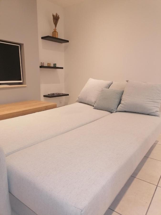 Appartement Paisible Entre Terre Et Mer Cabrieres  Exteriér fotografie