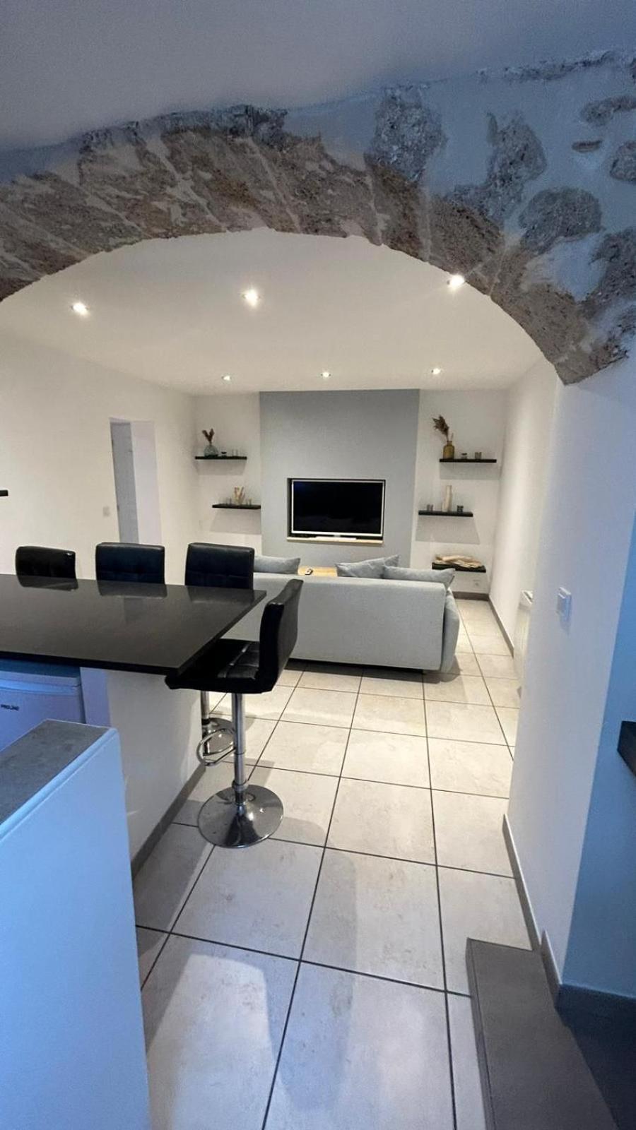 Appartement Paisible Entre Terre Et Mer Cabrieres  Exteriér fotografie